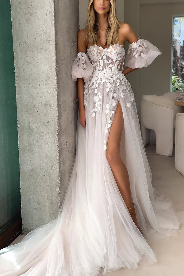 Abito da sposa bohémien senza maniche con scollo a cuore e applicazioni in pizzo